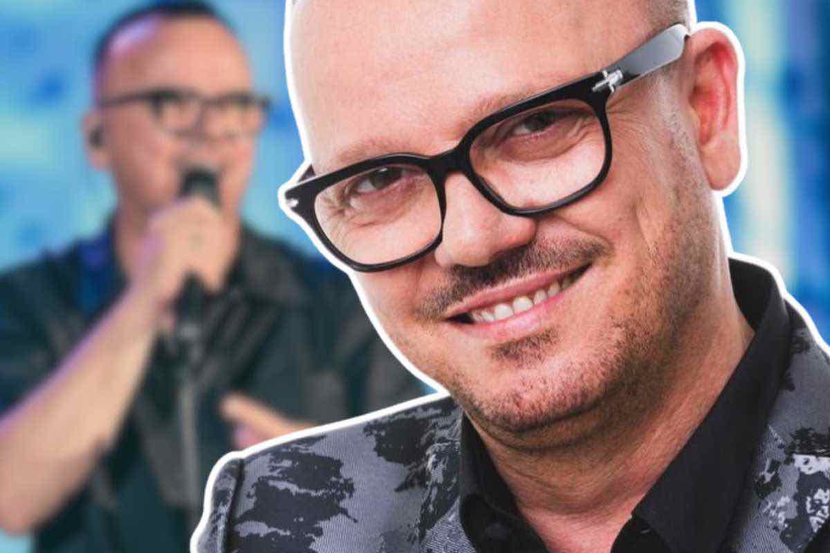 Gigi D'Alessio appare in una foto insieme al figlio