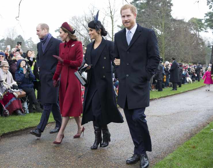 Kate e Harry lontanissimi