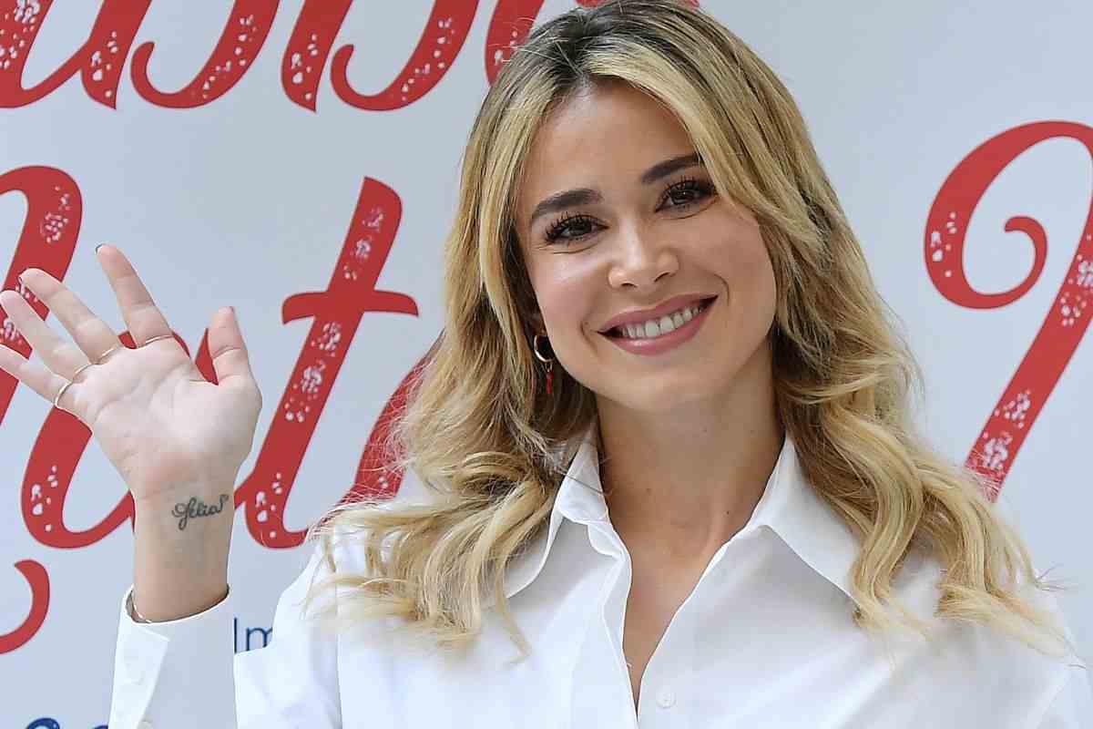 Dettaglio Diletta Leotta che non passa inosservato